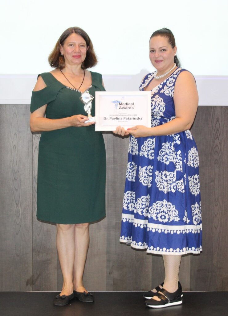 Проф. д-р Цекомир Воденичаров с Гран При от  BALKAN MEDICAL AWARDS 2024
